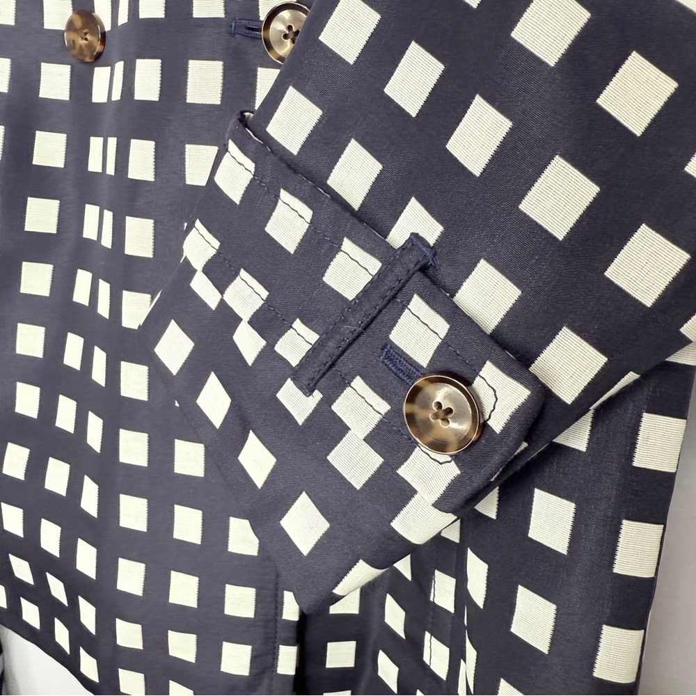 Like New! Banana Republic blue white gingham trench with belt size Large - Picture 7 of 15